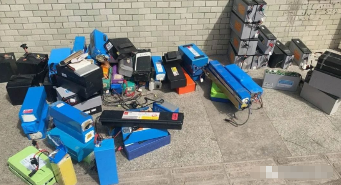 一个50元回收,转手就卖300!一年赚30万的暴利创业项目!插图2 一个50元回收,转手就卖300!一年赚30万的暴利创业项目!插图2